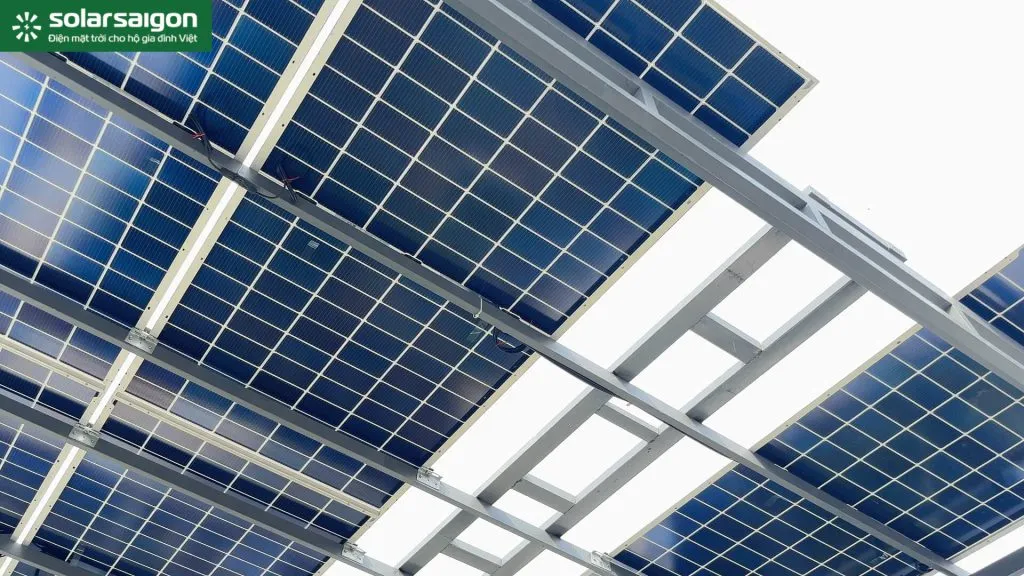 Chi Phí Lắp Điện Mặt Trời 7kWp Lưu Trữ BYD 10kWh: Cấu Hình Pin Panasonic 620Wp Tại TP.HCM